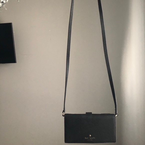 Kate Spade phone crossbody bag - Picture 1 of 9